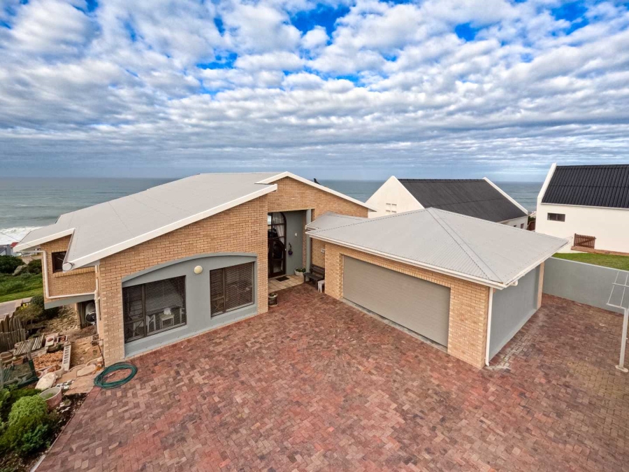 4 Bedroom Property for Sale in Jongensfontein Western Cape